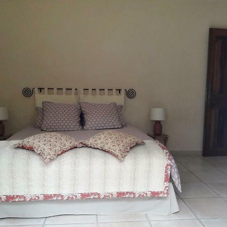 Provence Dodo Bed and Breakfast Villeneuve  Exteriör bild