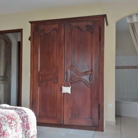 Provence Dodo Bed and Breakfast Villeneuve  Exteriör bild
