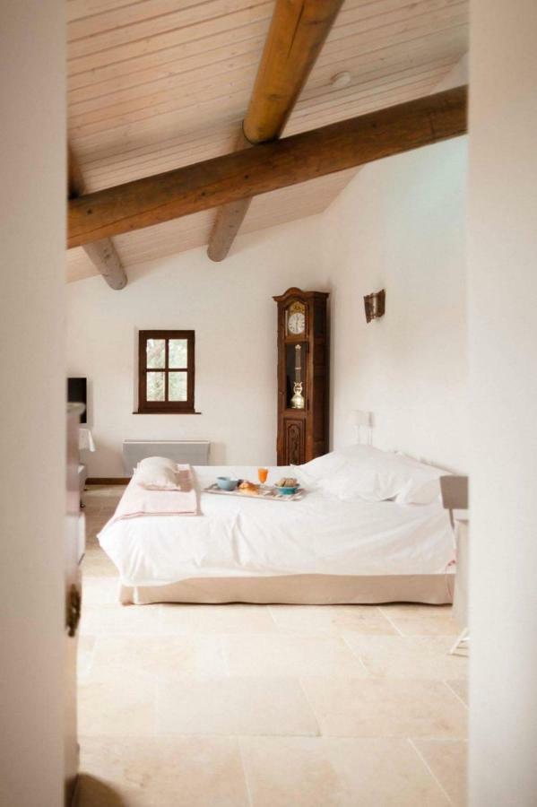 Provence Dodo Bed and Breakfast Villeneuve  Exteriör bild